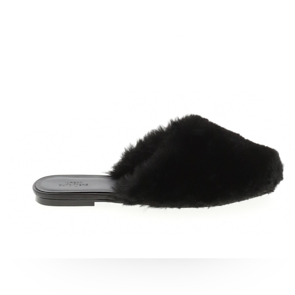 Urban Outfitters slippers/ mule clog